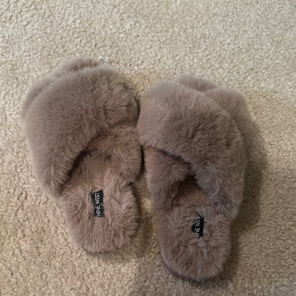 Nine West Plush Brown Slippers